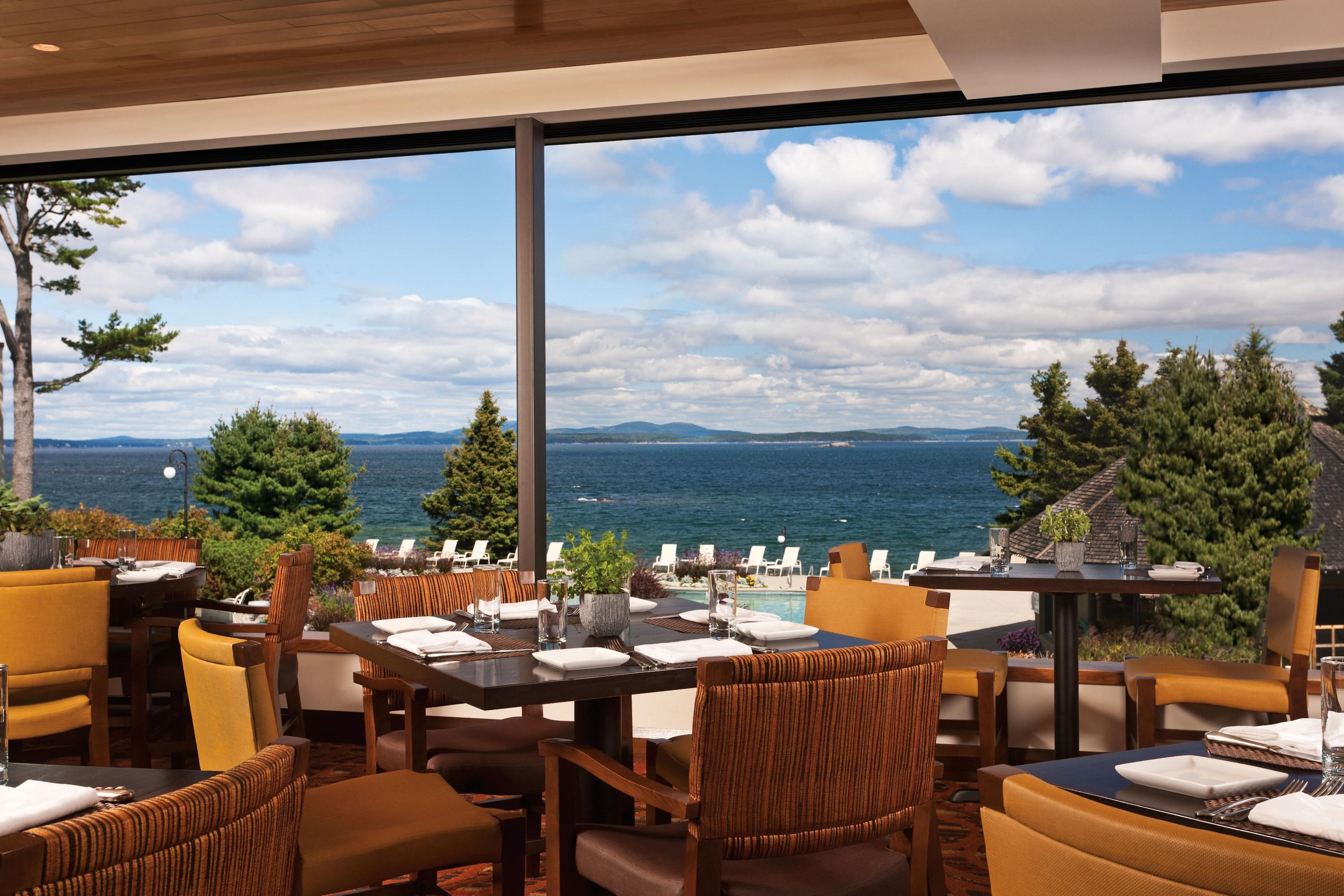 Holiday Inn Bar Harbor Regency Hotel By Ihg Экстерьер фото