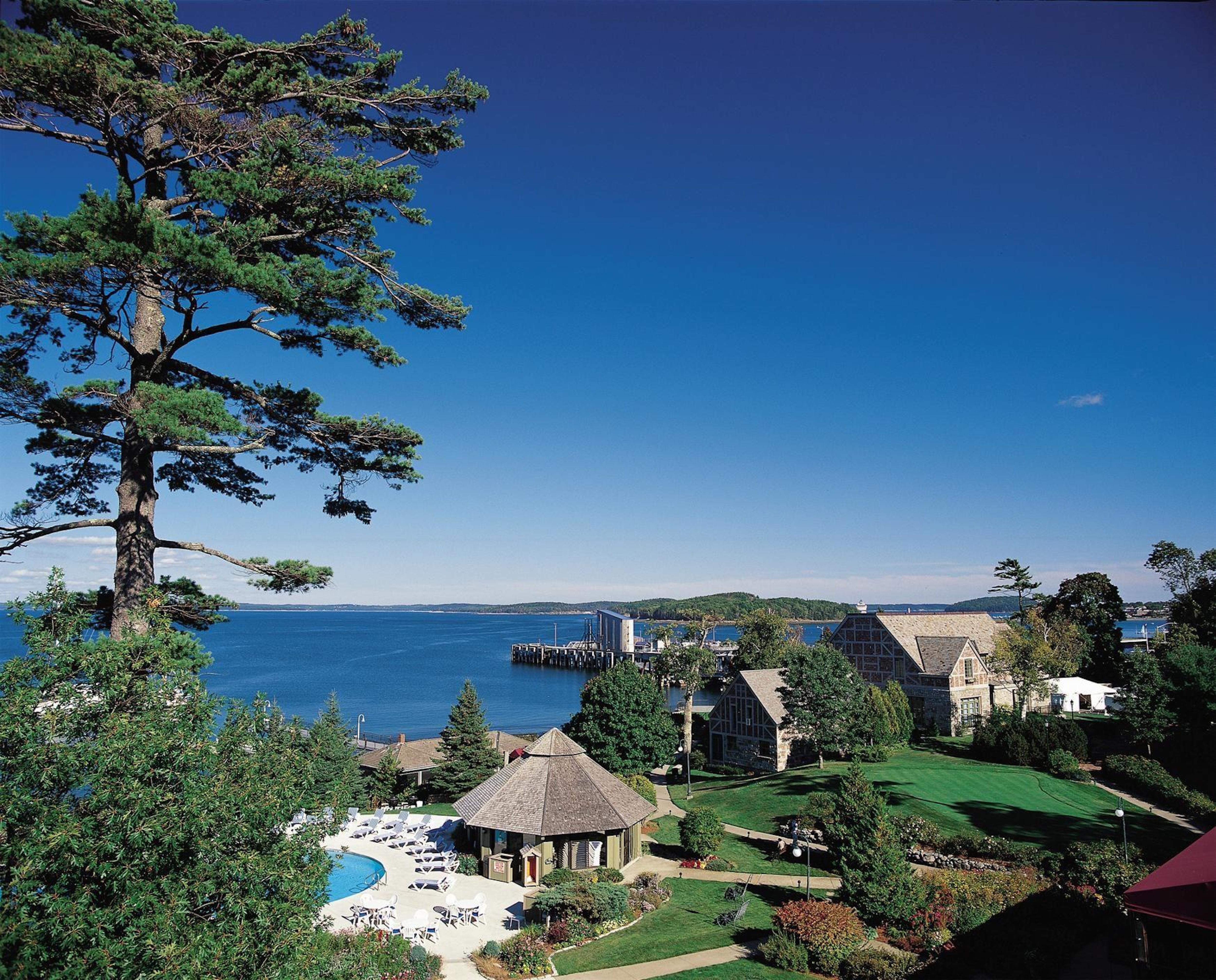 Holiday Inn Bar Harbor Regency Hotel By Ihg Экстерьер фото