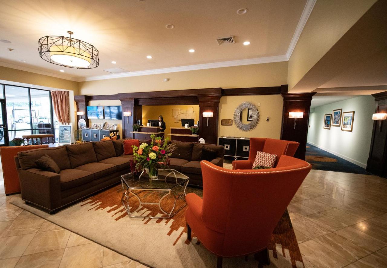 Holiday Inn Bar Harbor Regency Hotel By Ihg Экстерьер фото