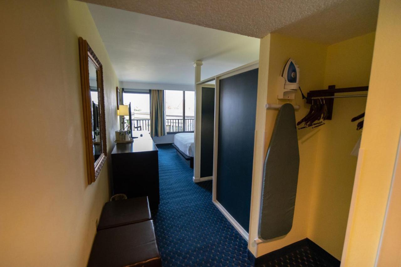 Holiday Inn Bar Harbor Regency Hotel By Ihg Экстерьер фото